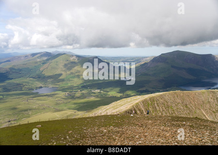 Nant y Betws Tal und Llyn y Gader vom Rhyd Ddu Weg bis Snowdon, Snowdonia, Nordwales Stockfoto