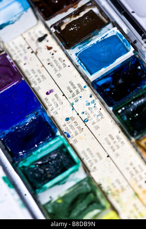 schöne Nahaufnahme von Schmutzwasser-Color-tool Stockfoto