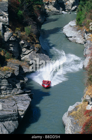 mit dem Schnellboot in Shotover Canyon, nr Queenstown, Südinsel, Neuseeland Stockfoto