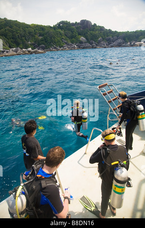 Tauchen bei den Similan Inseln Stockfoto