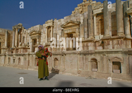 Jordanische Soldaten im Theater in Jerash, Jordanien Stockfoto