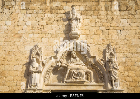 Hauptportal der Franziskaner Kirche Dubrovnik Dalmatien Kroatien Europa Stockfoto