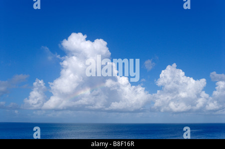 Himmel ohne Grenzen an Inseln Antigua und Barbuda Stockfoto