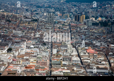 Blick auf die Stadt von El Panecillo, Quito, Ecuador Stockfoto