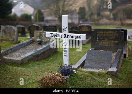 Dylan Thomas Grab am St.-Martins-Kirche in Laugharne Dyfed Wales Stockfoto
