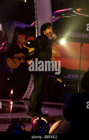 Lee Mead führt auf der Bühne ein Charity-event Stockfoto