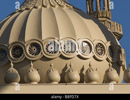 Architekturdetail des Royal Pavilion Dome, Brighton, England Stockfoto