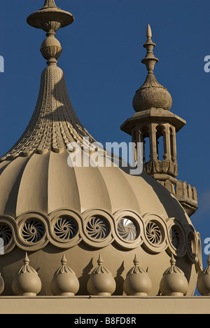 Architekturdetail des Royal Pavilion Dome, Brighton, England Stockfoto