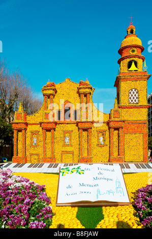 ZITRONE-FESTIFAL-MENTON-COTE D ' AZUR-FRANKREICH Stockfoto