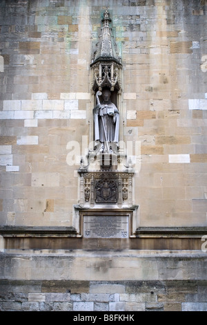 Denkmal an der Wand des Eton College Chapel Stockfoto