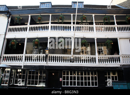 Das George Inn, Southwark, ist ein historisches London Pub aus dem Mittelalter Stockfoto