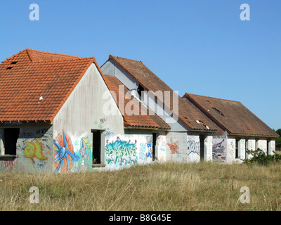 Aufgegeben, Feriendorf, spie Plage, Normandie, Frankreich Stockfoto