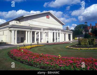 De Montfort Hall, ein Veranstaltungsort für Konzerte in der Nähe von Victoria Parkin der Stadt von Leicester Stockfoto