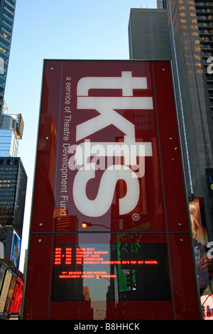 Die TKTS Stand bei Duffy Square in NYC Broadway Theater District. Stockfoto
