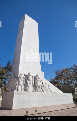 Weitwinkel von das Denkmal für die Helden des Texas Unabhängigkeit in The Alamo San Antonio Texas USA Stockfoto