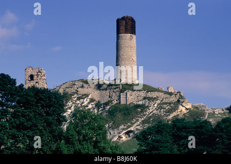 Ruinen der mittelalterlichen Burg in der Nähe von Dorf von Olsztyn Eagles Nest-Trail in Kleinpolen Polen Stockfoto