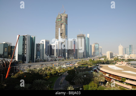 Die Sheikh Zayed Road in Dubai, Vereinigte Arabische Emirate Stockfoto