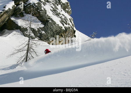 Snowboarder bergab in Nassfeld, Österreich Stockfoto