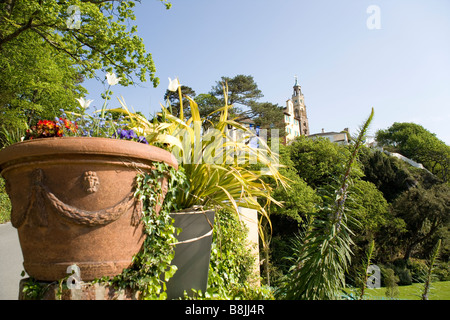 Den zentralen Platz oder Piazza in der Italianate Dorf Portmeirion in Snowdonia, Nordwales Stockfoto