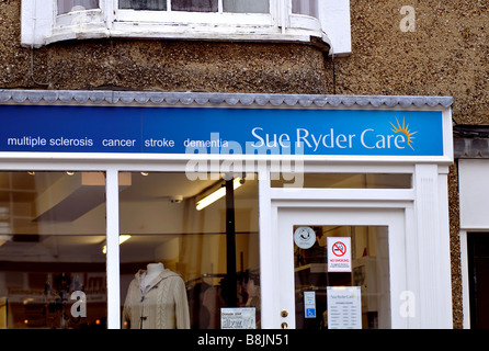 Sue Ryder Care Charity-Shop, UK Stockfoto