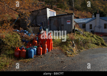 Gasflaschen gelagert bei niedrigeren Diabaig, Wester Ross, Highlands, Schottland Stockfoto