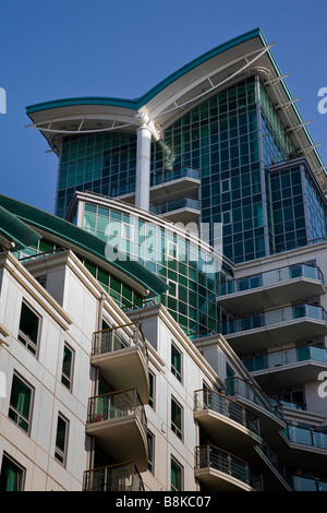 Teil des St George Wharf-Komplex an Vauxhall am Südufer der Themse, London, England. Stockfoto