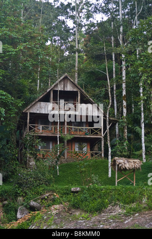 Lodge am Ufer des Flusses Pacuare, Costa Ica. Stockfoto