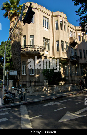 Alte Wohnung Flachbau im Stil der Bauhaus Architektur Tel Aviv-Jaffa, Israel Stockfoto