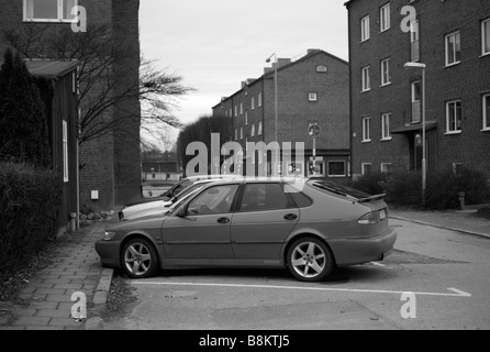 Geparkten SAAB 9-3 in Helsingborg, Schweden. Aufnahme in die große Krise im Februar 2009. FÜR DEN REDAKTIONELLEN GEBRAUCH BESTIMMT. Stockfoto