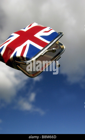 British / UK Handtasche fallen vom Himmel, Austritt Stockfoto