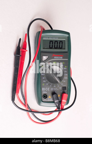 Digitale multimeter elektronischen Messgerät UK Stockfoto