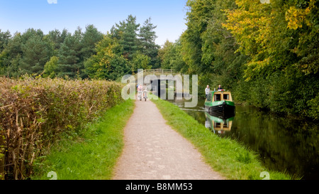 Radweg der Taff Trail auf der Monmouthshire und Brecon Canal Brecon Beacons Nationalpark wales powys Stockfoto