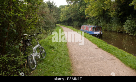 Radweg der Taff Trail auf der Monmouthshire und Brecon Canal Brecon Beacons Nationalpark wales powys Stockfoto