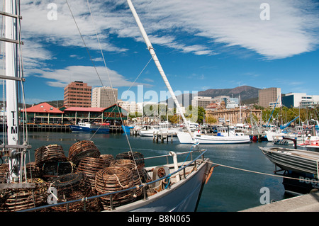 Fischerboot im Victoria Dock, Hobart, Tasmanien, Australien Stockfoto