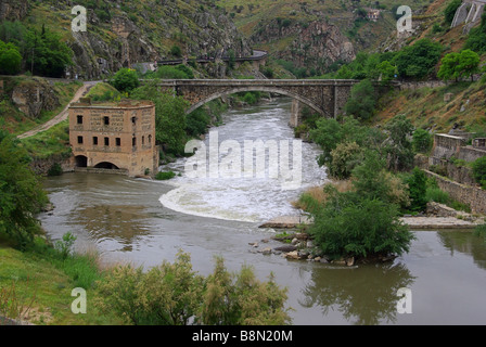 Toledo Puente Nuevo de Alcantara 01 Stockfoto