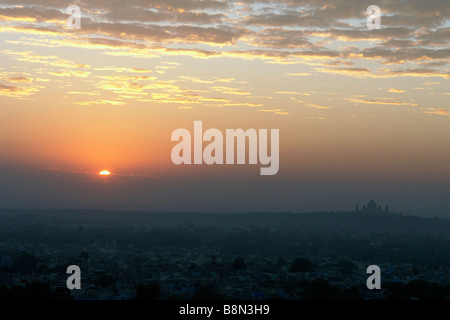 Sonnenaufgang-Morgenröte über Jodhpur aus dem fort Stockfoto