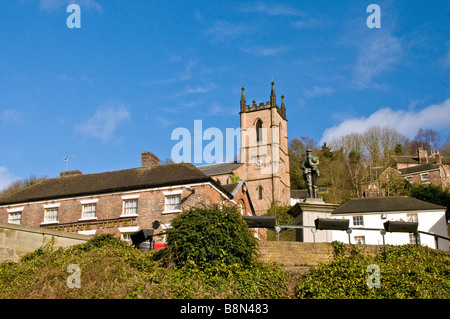 Ironbridge Kirche und Ehrenmal in Shropshire, England Stockfoto