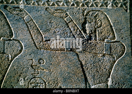 Basrelief mit ägyptischen Hieroglyphen im Naga Tempel Stockfoto