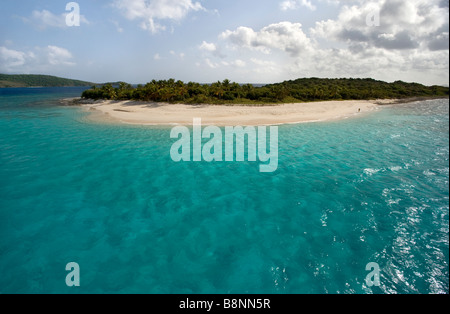 Sandy Cay in der British West Indies Sandy Cay ist eine unbewohnte Insel nördlich von Tortola Stockfoto