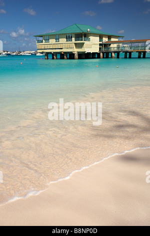 Kiesel Strand von West Küste von Barbados, "West Indies" Stockfoto