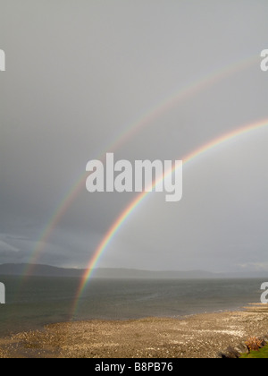 Doppelter Regenbogen über Hood Canal, Seabeck, Washington Stockfoto