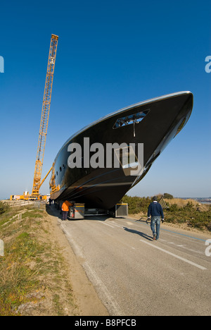 Start der Yacht Rizzardi Tecnema 120 in Sabaudia in Italien Stockfoto