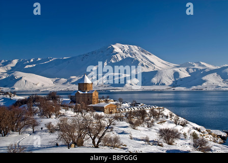 Winter-Szene Akdamar Insel Kirche und der Van-See Türkei Stockfoto