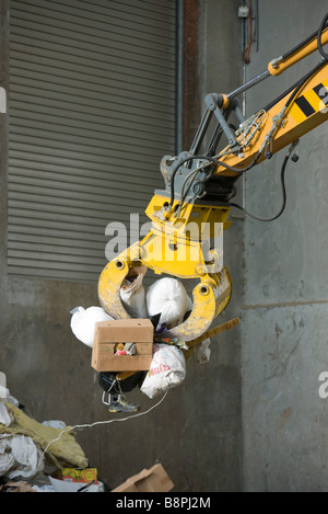 Greifer, Müll aufsammeln Stockfoto