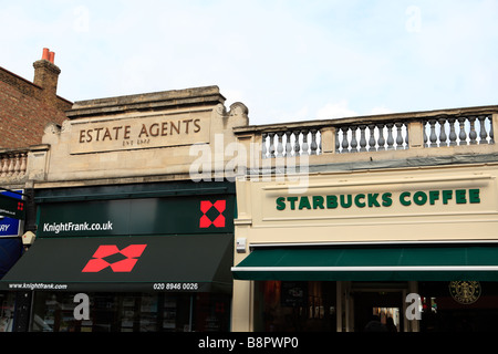 Deutschland Süd-west London Wimbledon Dorfläden in der High Street Stockfoto