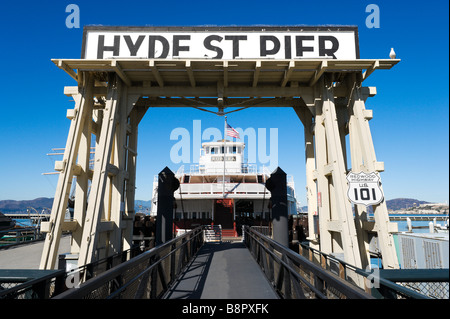 Im 19. Jahrhundert Dampf Fähre Eureka an die Maritime Museum, Hyde Street Pier, San Francisco, Kalifornien, USA Stockfoto