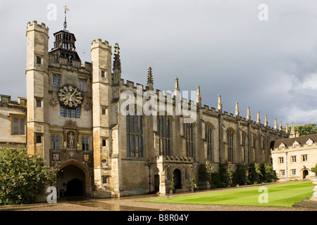 Trinity College Kapelle Cambridge aus der Great Court Stockfoto