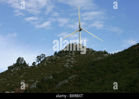 Windkraftanlage in Alto Minho im Norden von Portugal. Stockfoto