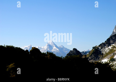 Blick auf die Berge in der Nähe von Salzburg in Österreich von den Untersberg. Stockfoto