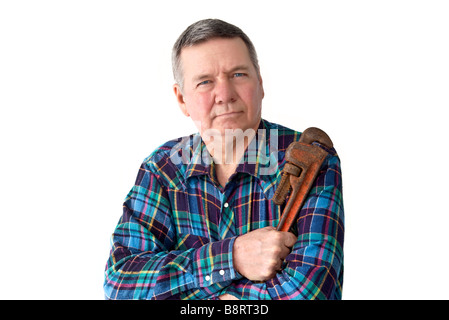 Porträt von Reifen Handyman mit Rohrzange isoliert auf weißem Hintergrund Stockfoto